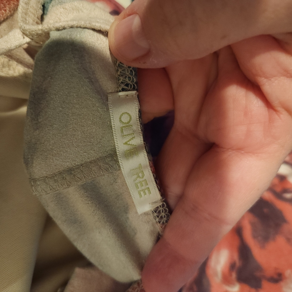 Floral Print Spaghetti Strap Dress - Picture 3 of 4